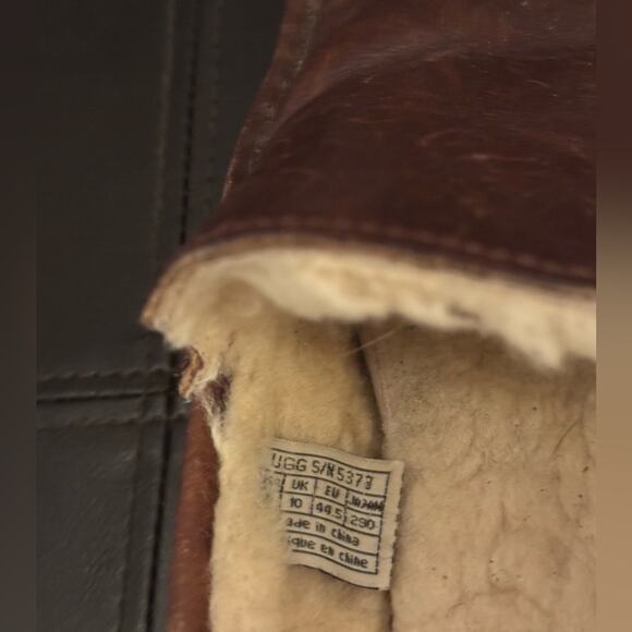 Men's Ugg classic Ascot leather slipper size 11 - Picture 3 of 6